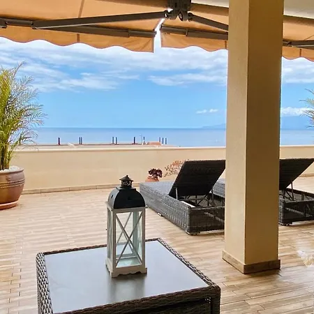 Apartment Penthouse Zentral Und Ruhig Gelegen Puerto de Santiago (Tenerife)