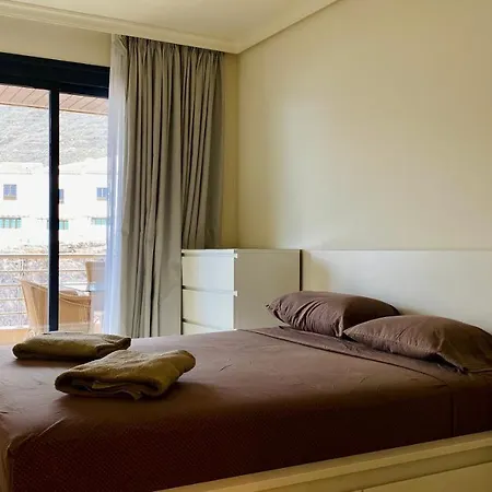 Penthouse Zentral Und Ruhig Gelegen Apartment
